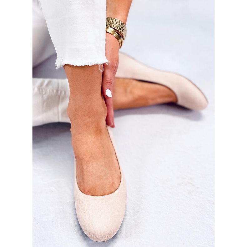 BM Béžové baleríny Lumley na klínu béžový 1