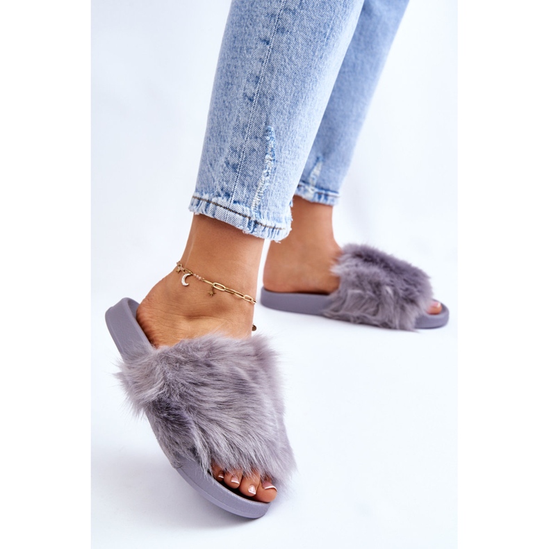 PM1 Šedé gumové žabky Allyson s kožešinou šedá 2