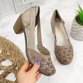 Dámské béžové ažurové kožené lodičky Rieker 40986 béžový 2