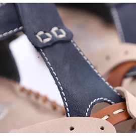 Pohodlné dámské ploché sandály se suchým zipem Rieker M1655-14 béžový 1