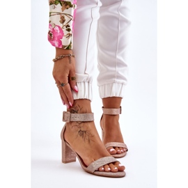 Lesklé sandály na vysokém podpatku Rose Gold Maxim růžový 1