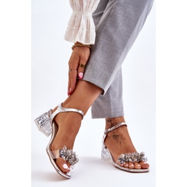 S.Barski Dámské Sandály Na Nízkém Podpatku S Ornamenty Stříbrné Benicio stříbrný 2