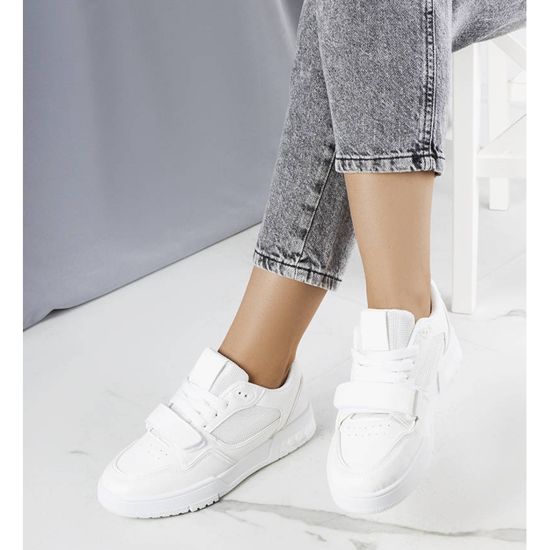 BM Bílé dámské tenisky Ollie bílý 1