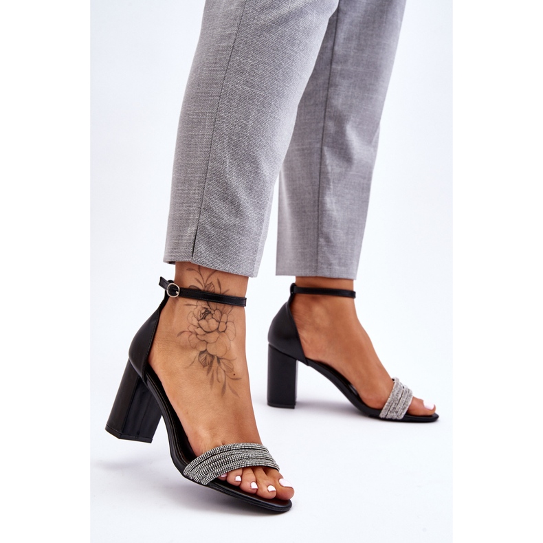 Elegantní sandály s vysokými podpatky kubickými zirkony černá Laurene 2