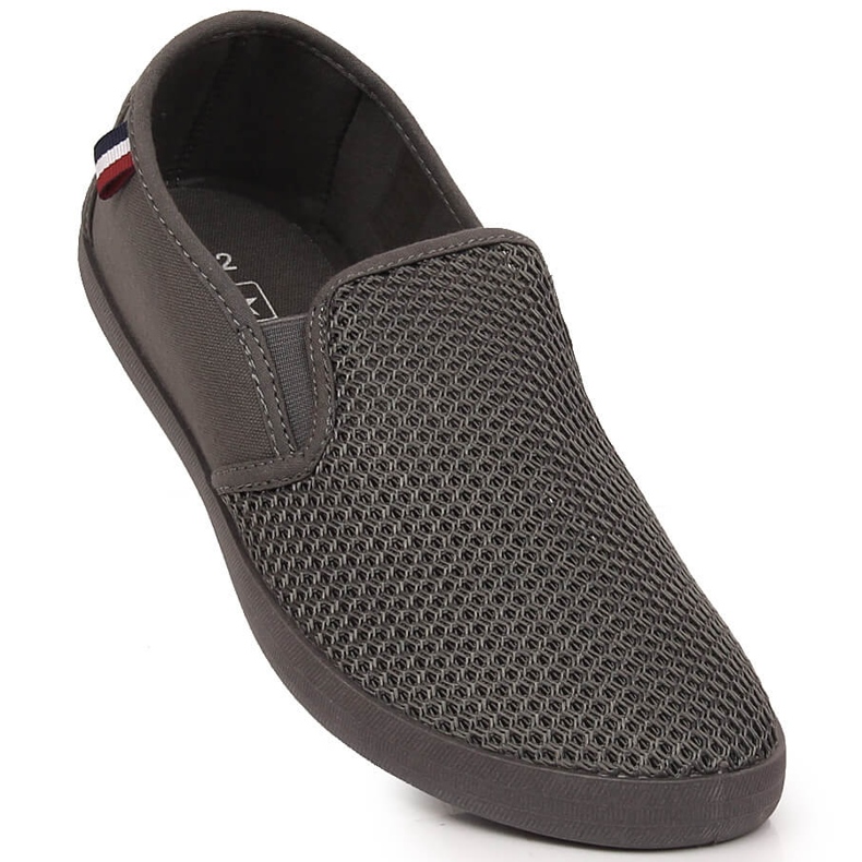 Pánské prolamované slip-on tenisky, šedé News 3636 šedá 1