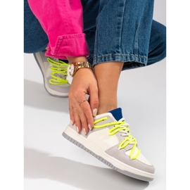 Tenisky Shelovet se žlutými tkaničkami bílý 2