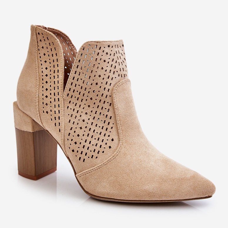 PM1 Módní semišové prolamované podpatky světle béžové Genevi béžový 1