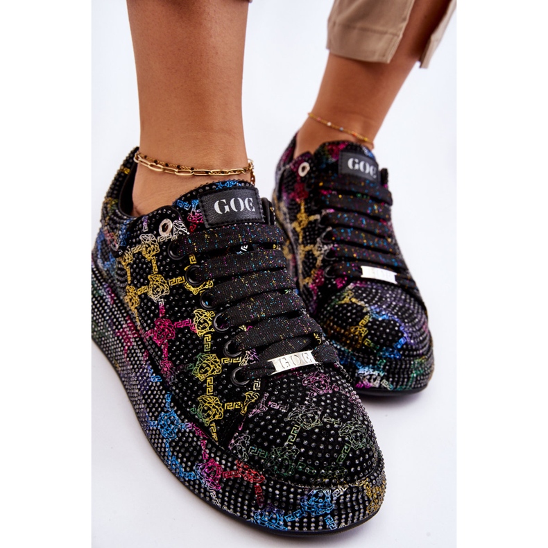 Dámská sportovní obuv s tryskami GOE LL2N4010 černá 1 Dámská sportovní obuv s tryskami GOE LL2N4010 černá 1