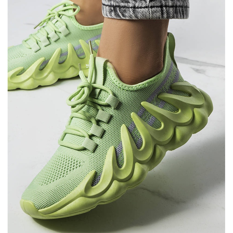 Zelené tenisky na módní podrážce Beth zelený 1