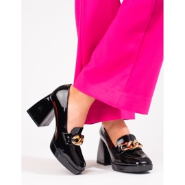 Lodičky na stabilním sloupku Vinceza černé černá 1