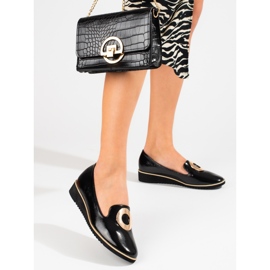 Lakované černé mokasíny Shelovet černý 1