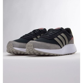Boty adidas Run 70S M HP6120 černý 1