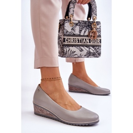 Vinceza Graysen klasické klínové lodičky šedé barvy šedá 2 Vinceza Graysen klasické klínové lodičky šedé barvy šedá 2