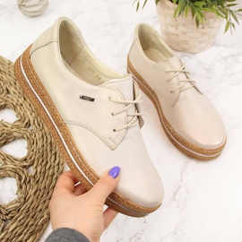 Dámské perleťové béžové kožené boty Helios 380 béžový 2