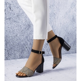 BM Černé blokové sandály Patience černý 1