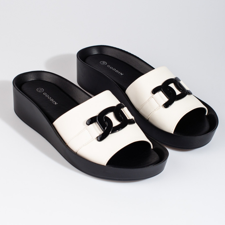 Bílé dámské pantofle na platformě Shelovet bílý 1