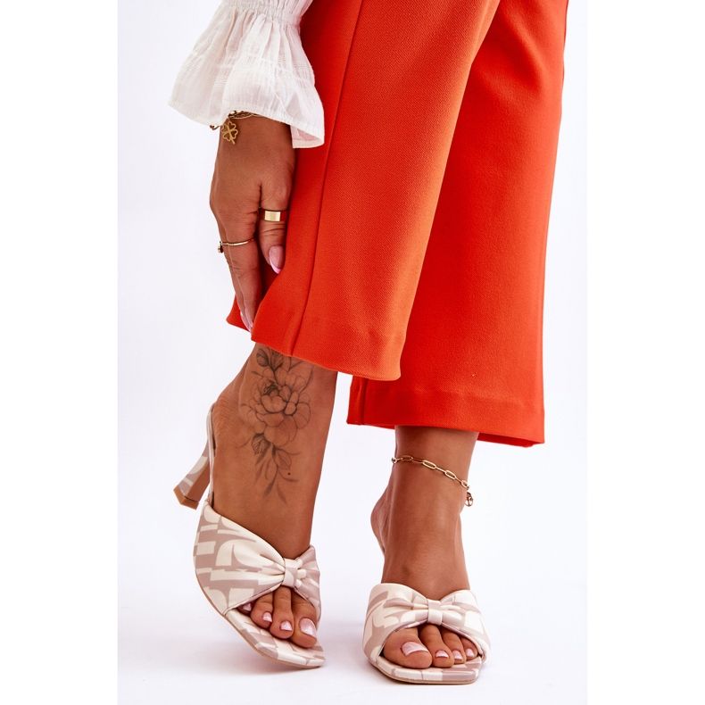 Módní vysoké podpatky s potiskem béžová Floria béžový 1