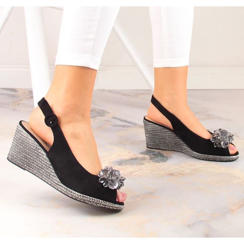 Semišové sandály na klínku s krystaly Potocki W WOL137A černá 2