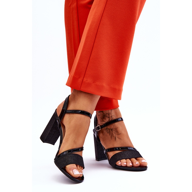 Vinceza Lesklé černé sandály na vysokém podpatku Alicia černá 2