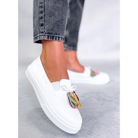 BM Jarní tenisky Salma White se střapci bílý 2