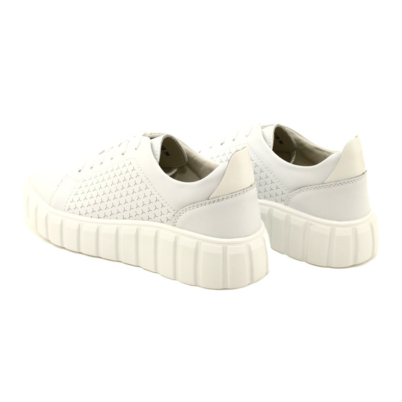 Evento 23PB32-5739 Bílé kožené vázané tenisky bílý 6