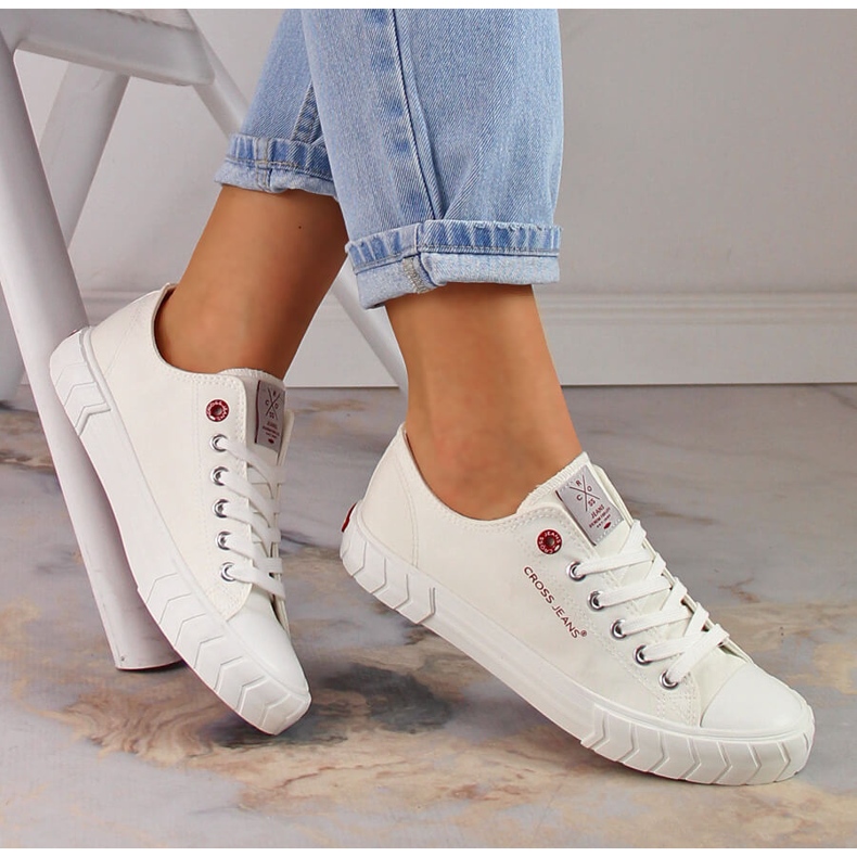 Cross Jeans LL2R4052C bílé šněrovací nízké tenisky bílý 1 Cross Jeans LL2R4052C bílé šněrovací nízké tenisky bílý 1