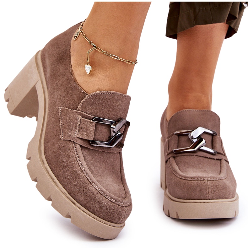 Lemar Elegantní kalhoty na podpatku s tmavě stříbrnou béžovou dekorací Harmell béžový 1 Lemar Elegantní kalhoty na podpatku s tmavě stříbrnou béžovou dekorací Harmell béžový 1