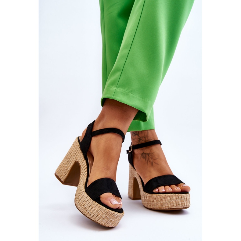 FI1 Pohodlné semišové sandály na masivní černé tyči Elishia černá 2