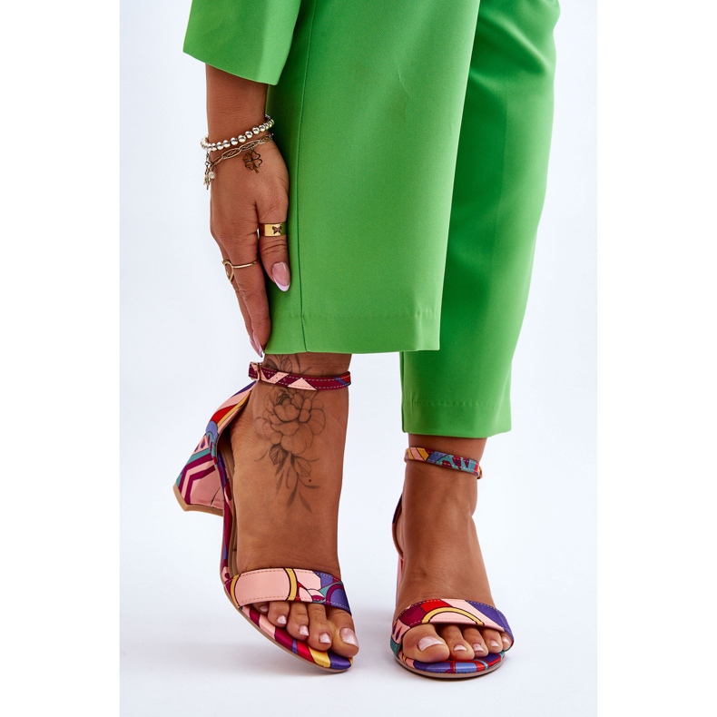 FB1 Fialové a růžové saténové sandály se vzorem Quincy na nízkém podpatku fialový růžový 1