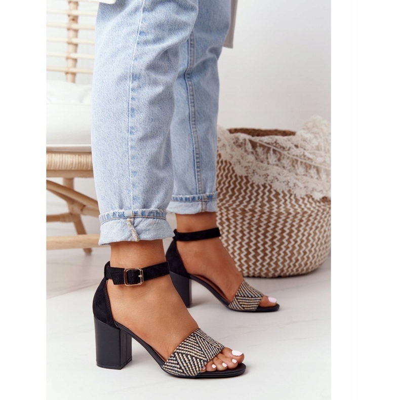 EVE Černé líbánkové sandály s pletenou šňůrkou na baru černá 3