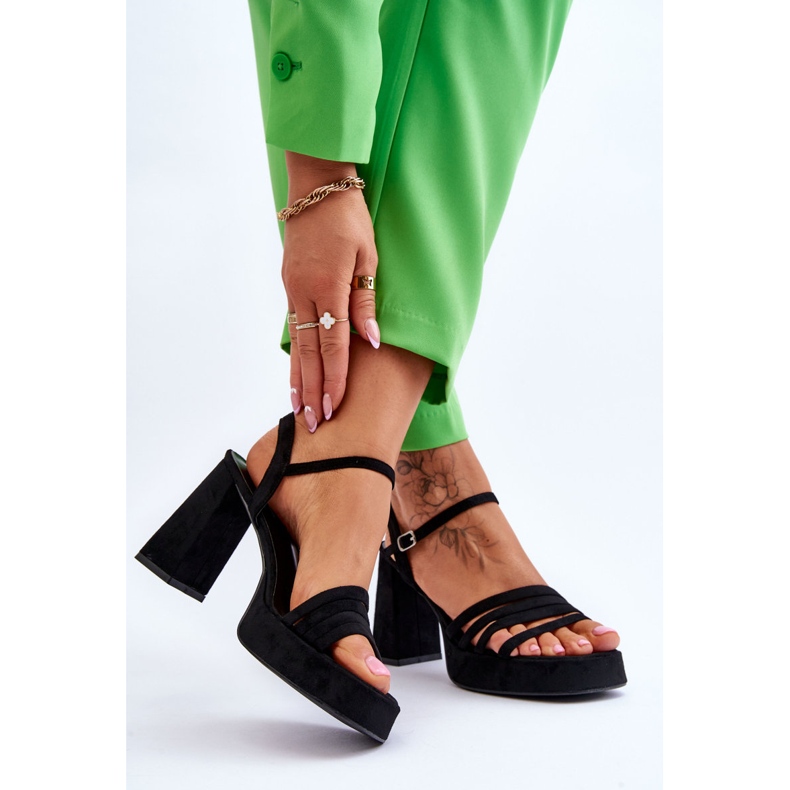 Dámské semišové sandály na podpatku a platformě černá Verda 2