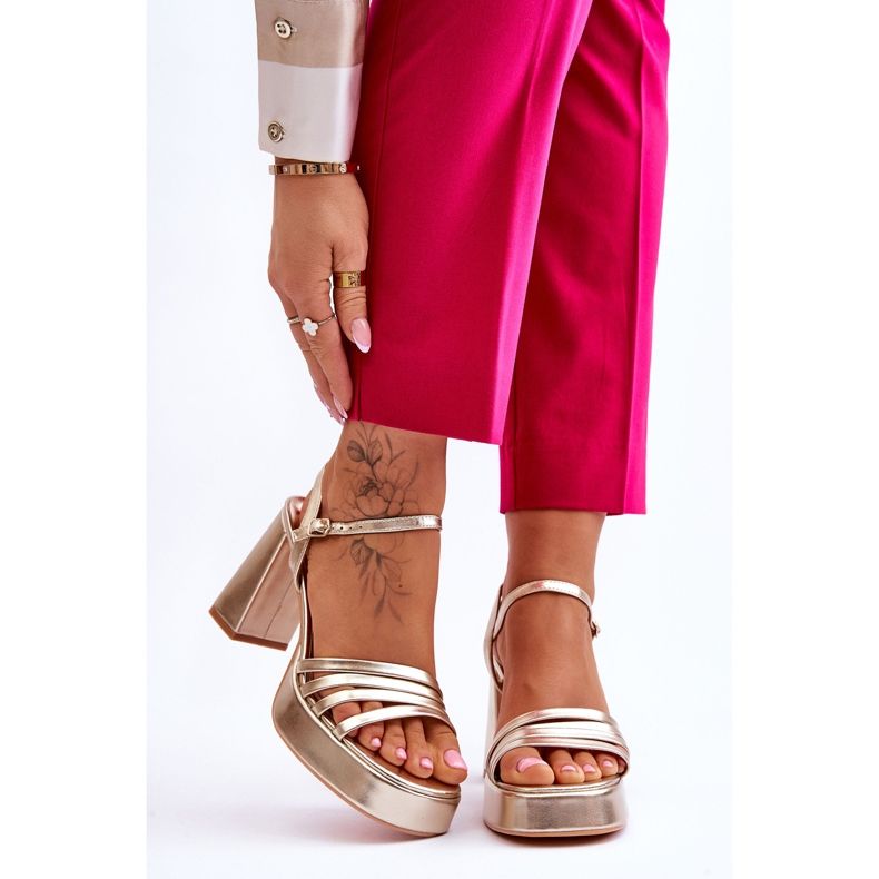 FB2 Dámské kožené sandály na podpatku a platformě Gold Verda zlatý 1