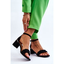 FB2 Semišové sandály na vysokém podpatku se zdobenými černými copánky azela černá 2
