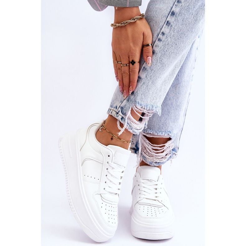 FB2 Dámská bílá sportovní obuv Bexley na vysoké platformě bílý 1 FB2 Dámská bílá sportovní obuv Bexley na vysoké platformě bílý 1