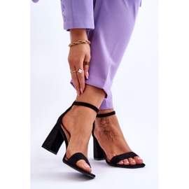 Dámské Sandály Na Stabilním Podpatku černá Lavissa 2