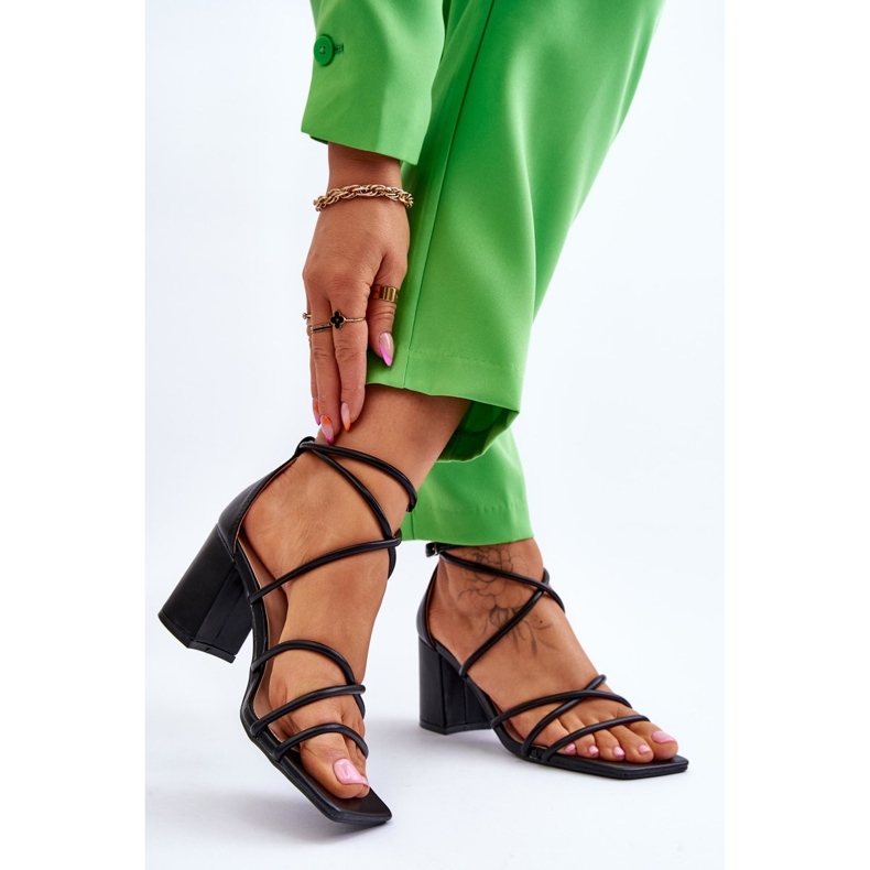 Kožené módní dámské sandály na podpatku Black Primma černá 2