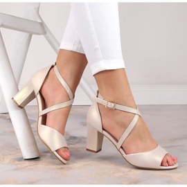 Dámské béžové perleťové sandály na sloupku Sergio Leone SK862 béžový 2