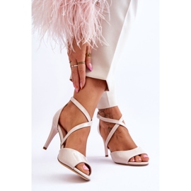 Sergio Leone Módní sandály na béžovém lakovaném vysokém podpatku Loressa béžový 2