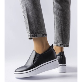 BM Černé slip-on tenisky na klínku od Francoeur černý 2