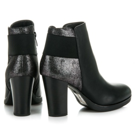 Vinceza Boty na sloupku černý 1