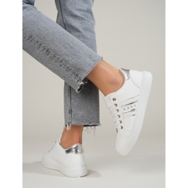 Klasické dámské sportovní boty bílé Shelovet bílý 2