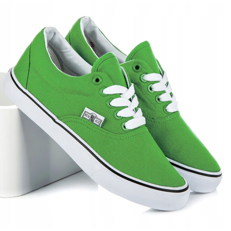 New Age Trenéři zelená 1