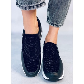 Černé tenisky Atwood na klínku černá 1