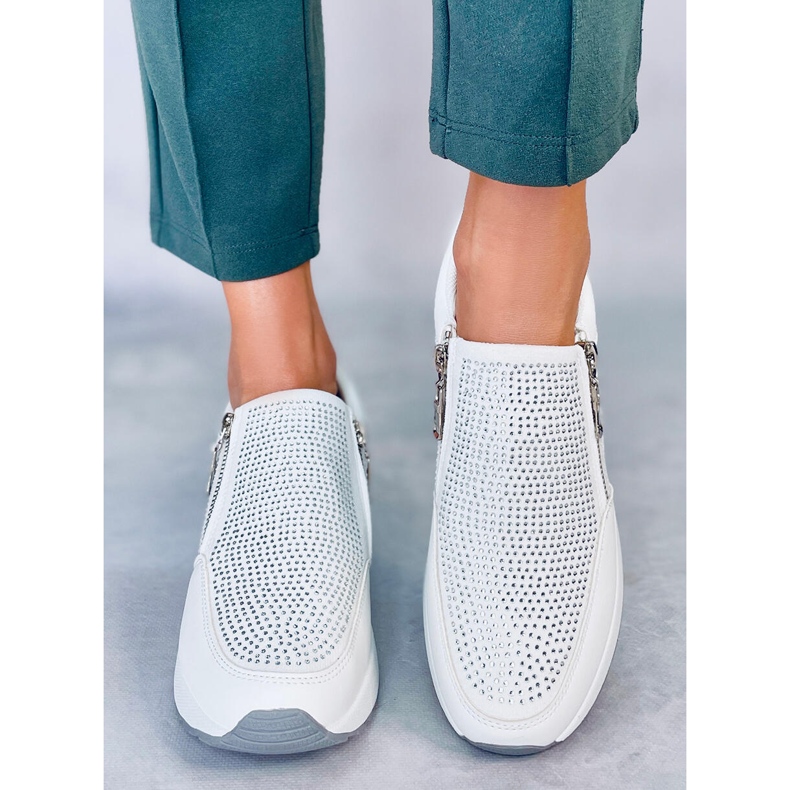 BM Bílé tenisky na klínku Atwood bílý 1