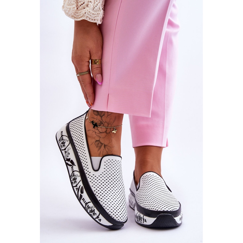 S.Barski Dámské prolamované kožené tenisky Slip-On bílé Sorito bílý 1