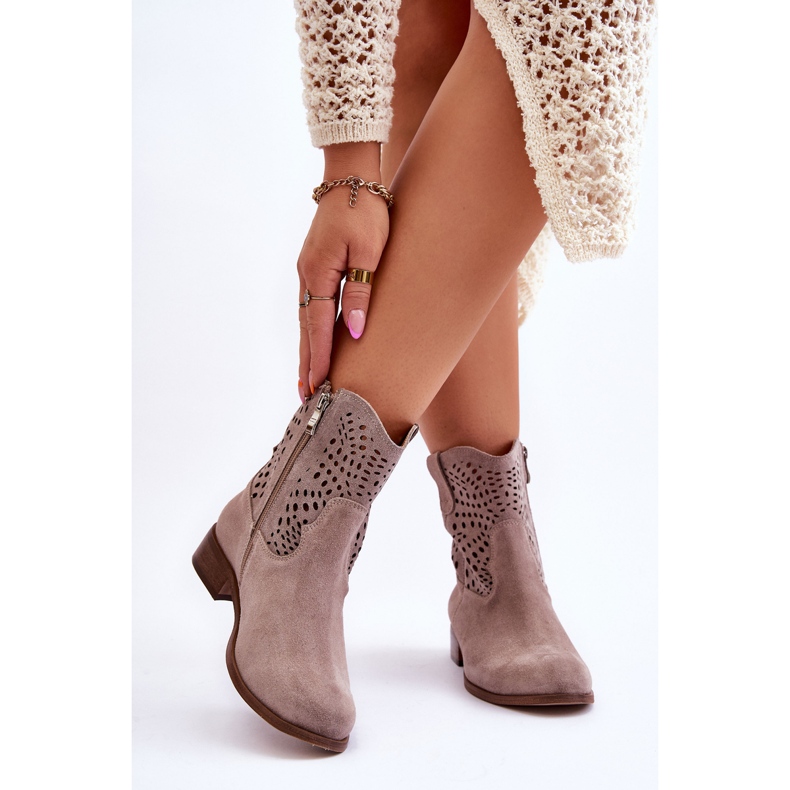 Lewski Shoes Dámské semišové prolamované boty Leski Boty 3301 Cappuccino hnědý 2