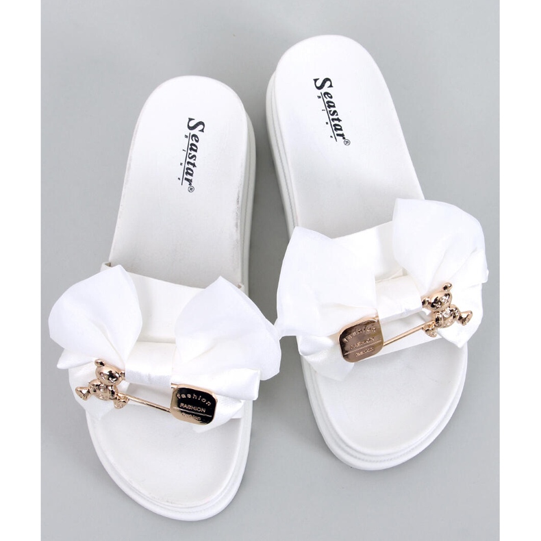 BM Pantofle Teddy White medvídek na platformě bílý 1