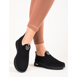 Lehké dámské černé textilní sportovní boty T.Sokolski černá 2