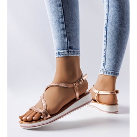 Růžové sandály zdobené kamínky Orville růžový 1