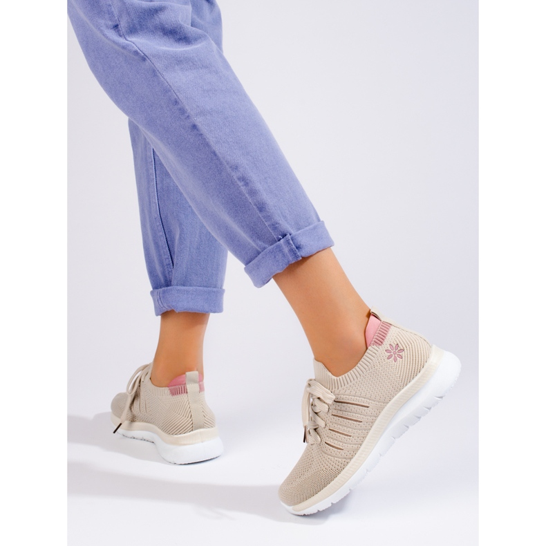 Klasická šněrovací sportovní obuv T.Sokolski béžová béžový 1